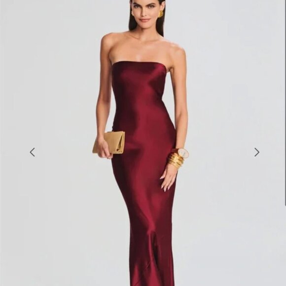 Retrofete Strapless Burgundy Dress - Picture 1 of 4